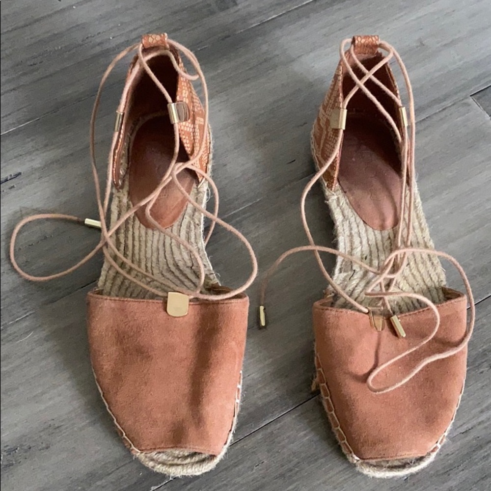 Also shoes